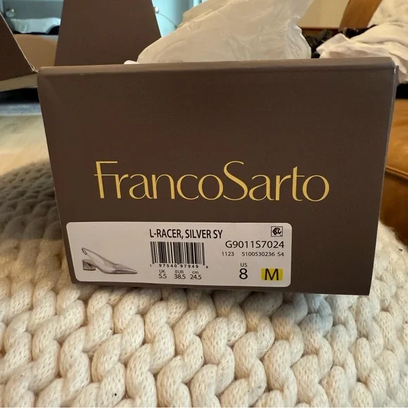 Elegant Silver Slingback Heels - Picture 7 of 8